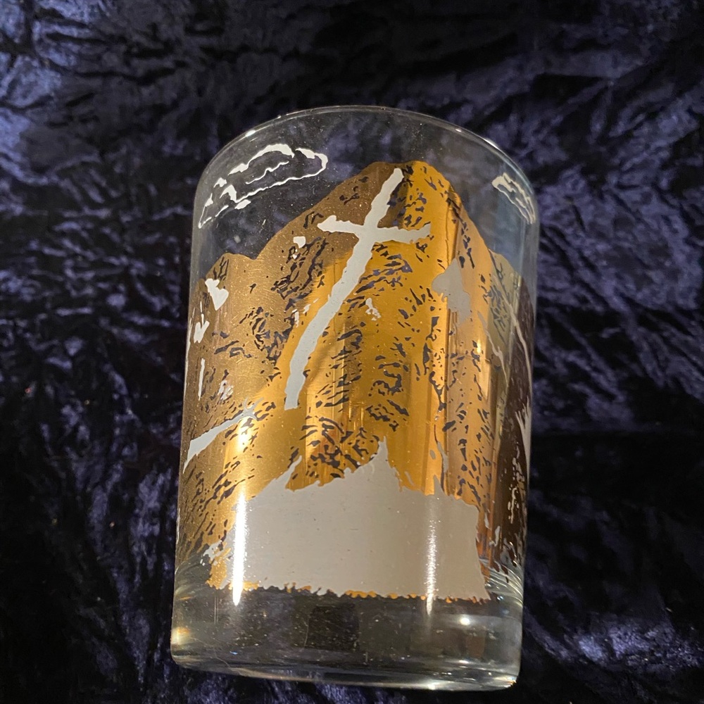 GORGEOUS Set Of 4 Gold MOUNTAIN Mid Century Low Ball Glasses - Picture 2 of 5